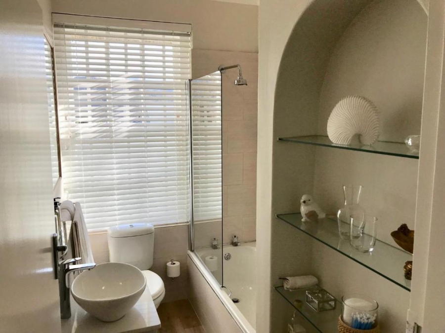 To Let 3 Bedroom Property for Rent in Franschhoek Western Cape